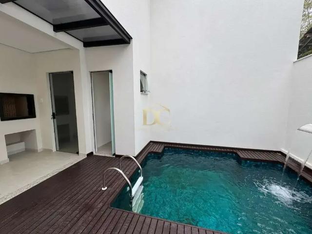 Casa / Sobrado para Venda em Joinville/SC América 3 Quartos