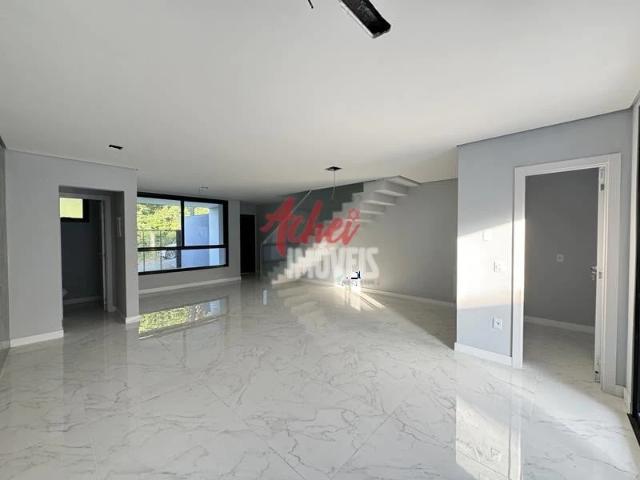 Casa / Sobrado para Venda em Joinville/SC América 3 Quartos
