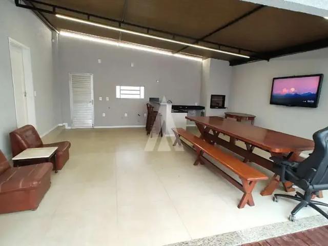 Casa / Sobrado para Venda em Joinville/SC América 4 Quartos