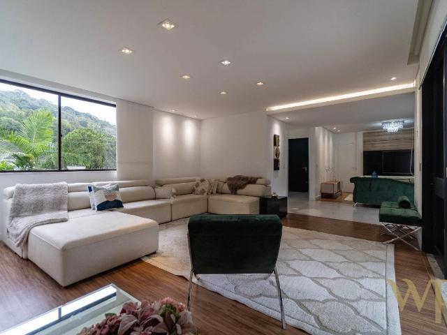 Casa / Sobrado para Venda em Joinville/SC América 4 Quartos
