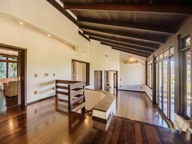 Casa / Sobrado para Venda em Joinville/SC América 4 Quartos