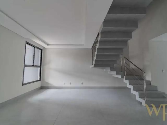 Casa / Sobrado para Venda em Joinville/SC América 4 Quartos