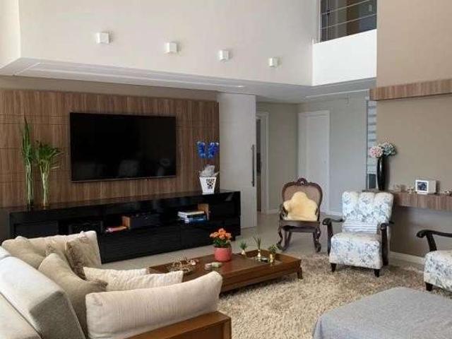 Casa / Sobrado para Venda em Joinville/SC América 4 Quartos
