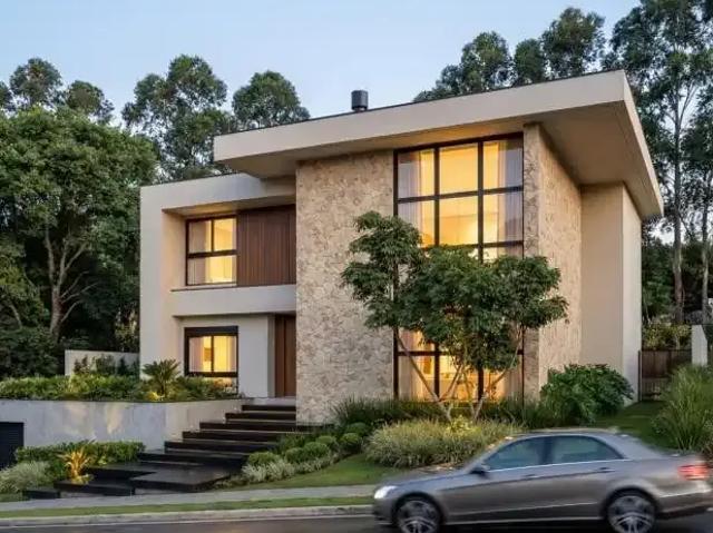 Casa / Sobrado para Venda em Joinville/SC América 5 Quartos