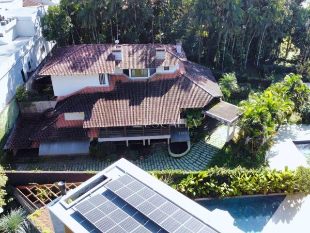 Casa / Sobrado para Venda em Joinville/SC América 6 Quartos