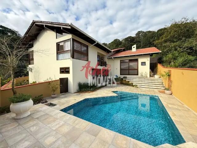Casa / Sobrado para Venda em Joinville/SC América 6 Quartos