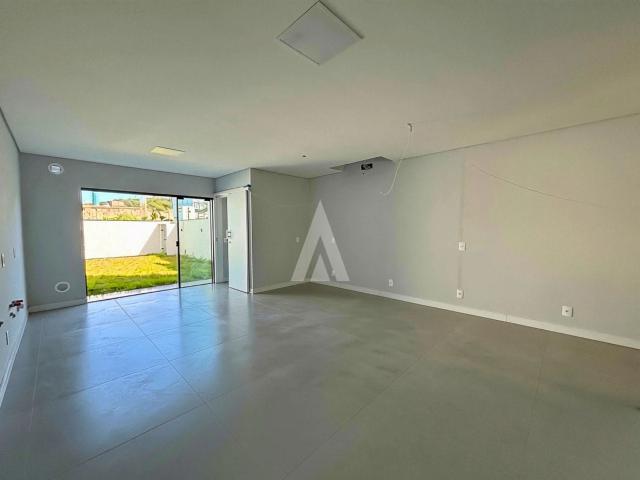 Casa / Sobrado para Venda em Joinville/SC Anita Garibaldi 3 Quartos