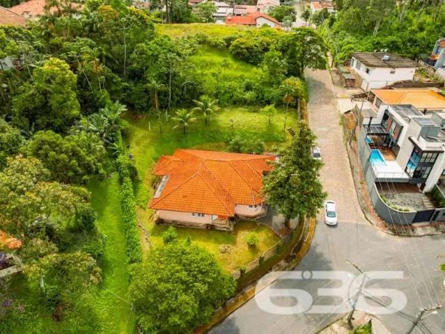 Casa / Sobrado para Venda em Joinville/SC Anita Garibaldi 3 Quartos