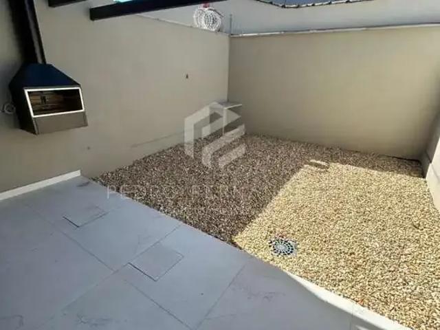 Casa / Sobrado para Venda em Joinville/SC Anita Garibaldi 3 Quartos