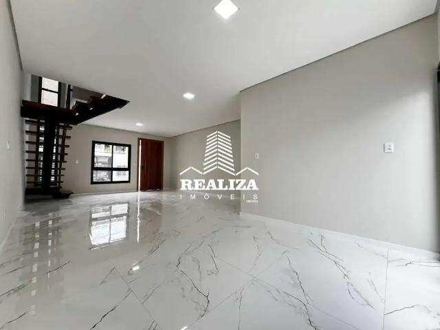 Casa / Sobrado para Venda em Joinville/SC Anita Garibaldi 3 Quartos