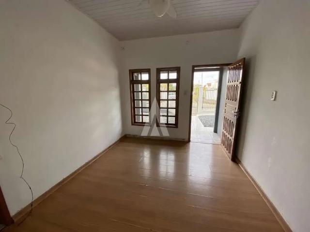 Casa / Sobrado para Venda em Joinville/SC Anita Garibaldi 2 Quartos