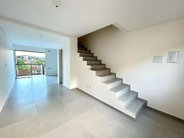 Casa / Sobrado para Venda em Joinville/SC Anita Garibaldi 2 Quartos