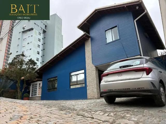 Casa / Sobrado para Venda em Joinville/SC Atiradores 2 Quartos