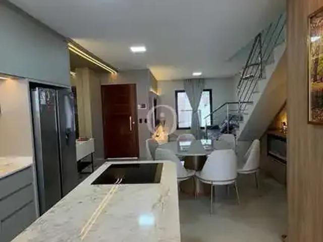 Casa / Sobrado para Venda em Joinville/SC Atiradores 3 Quartos