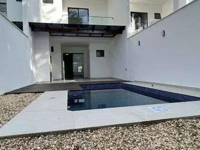 Casa / Sobrado para Venda em Joinville/SC Atiradores