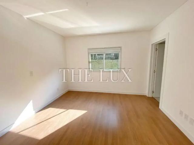 Casa / Sobrado para Venda em Joinville/SC Atiradores 4 Quartos
