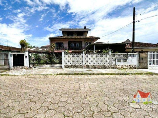 Casa / Sobrado para Venda em Joinville/SC Aventureiro 5 Quartos