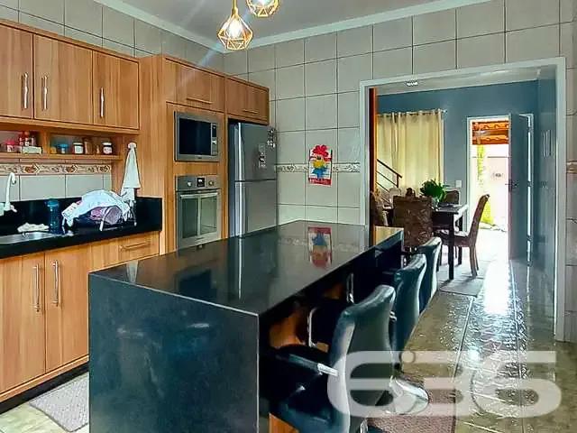 Casa / Sobrado para Venda em Joinville/SC Aventureiro 5 Quartos