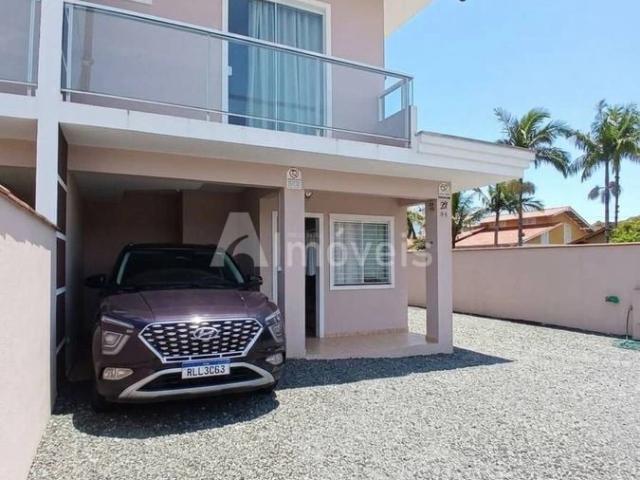 Casa / Sobrado para Venda em Joinville/SC Aventureiro 2 Quartos