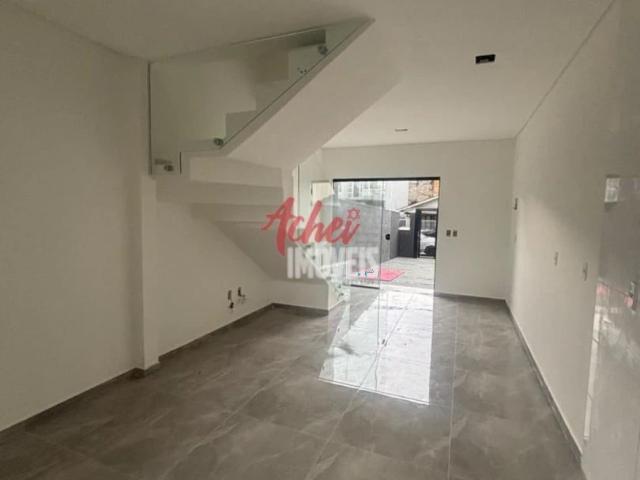 Casa / Sobrado para Venda em Joinville/SC Aventureiro 2 Quartos