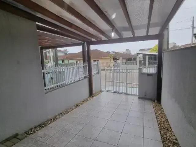 Casa / Sobrado para Venda em Joinville/SC Aventureiro 2 Quartos