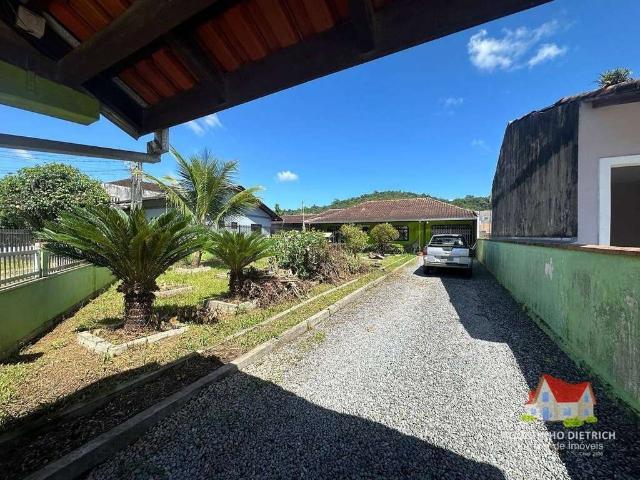 Casa / Sobrado para Venda em Joinville/SC Aventureiro 3 Quartos