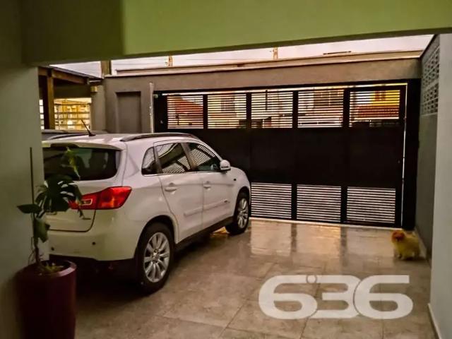 Casa / Sobrado para Venda em Joinville/SC Aventureiro 3 Quartos