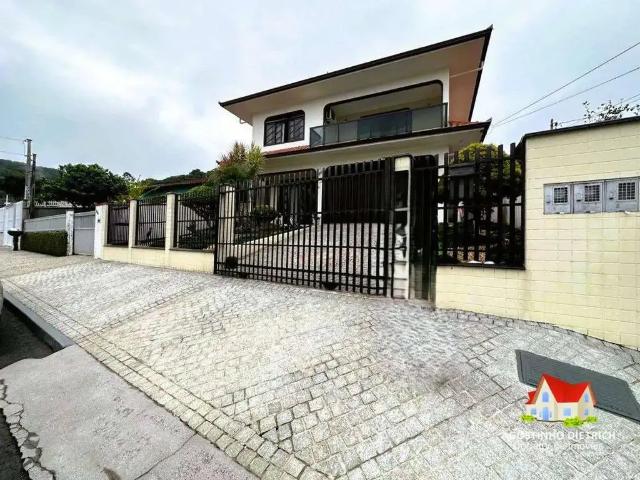 Casa / Sobrado para Venda em Joinville/SC Aventureiro 3 Quartos