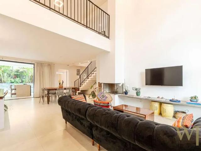 Casa / Sobrado para Venda em Joinville/SC Aventureiro 3 Quartos