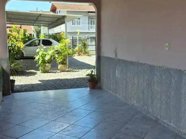 Casa / Sobrado para Venda em Joinville/SC Aventureiro 3 Quartos