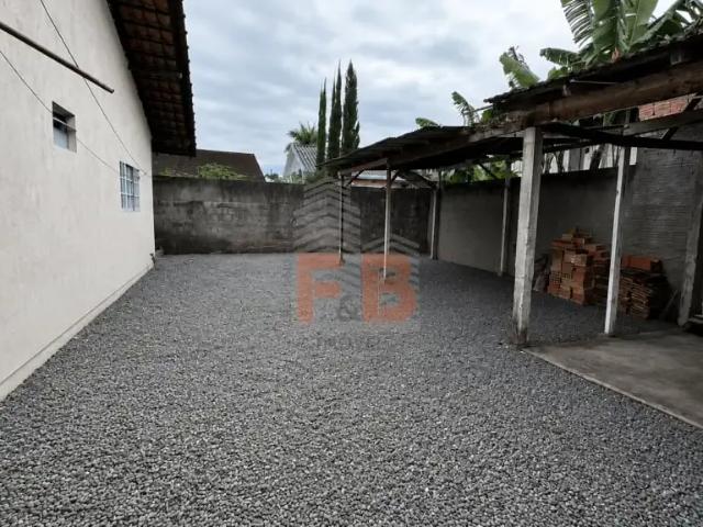 Casa / Sobrado para Venda em Joinville/SC Aventureiro 3 Quartos