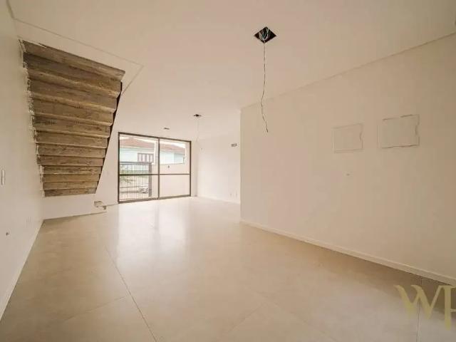 Casa / Sobrado para Venda em Joinville/SC Bom Retiro 2 Quartos