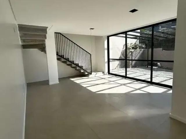 Casa / Sobrado para Venda em Joinville/SC Bom Retiro 2 Quartos