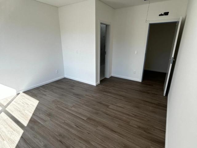 Casa / Sobrado para Venda em Joinville/SC Bom Retiro 2 Quartos