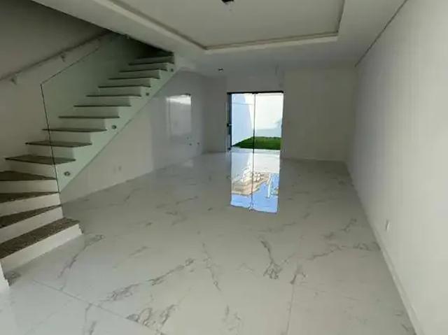 Casa / Sobrado para Venda em Joinville/SC Bom Retiro 3 Quartos
