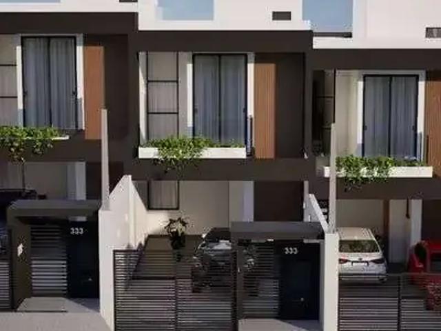 Casa / Sobrado para Venda em Joinville/SC Bom Retiro 3 Quartos