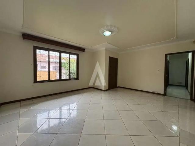 Casa / Sobrado para Venda em Joinville/SC Bom Retiro 3 Quartos