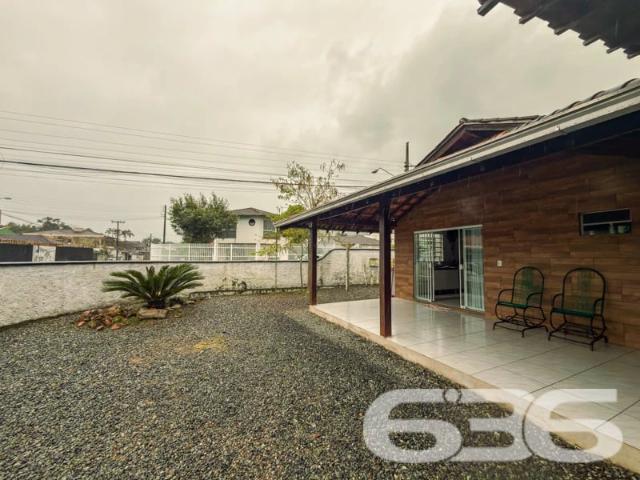 Casa / Sobrado para Venda em Joinville/SC Bom Retiro 3 Quartos