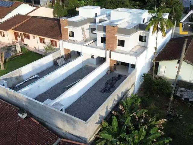 Casa / Sobrado para Venda em Joinville/SC Bom Retiro 3 Quartos