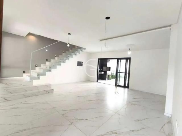 Casa / Sobrado para Venda em Joinville/SC Bom Retiro 3 Quartos