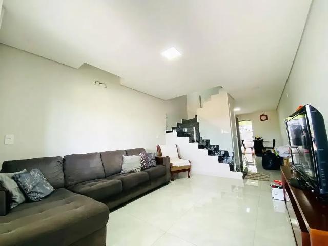 Casa / Sobrado para Venda em Joinville/SC Bom Retiro 3 Quartos