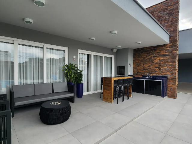 Casa / Sobrado para Venda em Joinville/SC Bom Retiro 3 Quartos