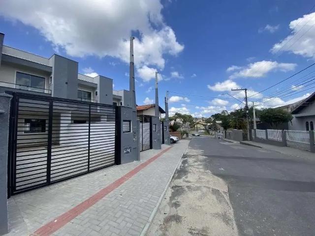 Casa / Sobrado para Venda em Joinville/SC Bom Retiro 3 Quartos