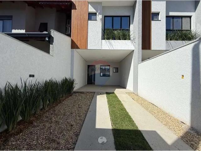 Casa / Sobrado para Venda em Joinville/SC Bom Retiro 3 Quartos