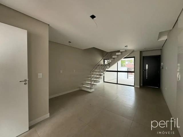 Casa / Sobrado para Venda em Joinville/SC Bom Retiro 3 Quartos