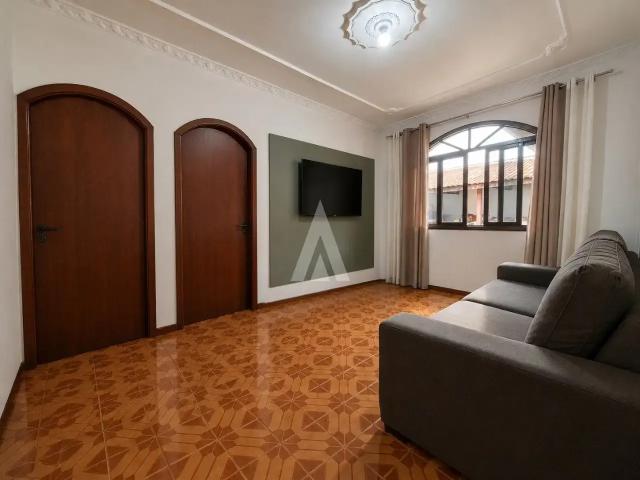 Casa / Sobrado para Venda em Joinville/SC Bom Retiro 3 Quartos
