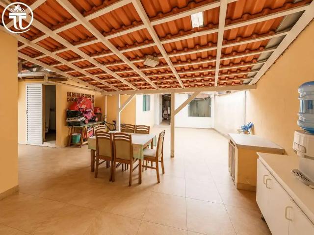 Casa / Sobrado para Venda em Joinville/SC Bom Retiro 5 Quartos