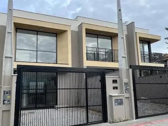 Casa / Sobrado para Venda em Joinville/SC Bom Retiro