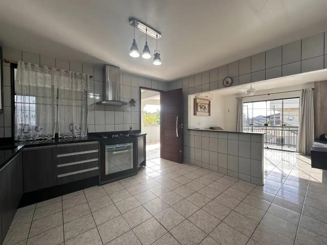 Casa / Sobrado para Venda em Joinville/SC Boa Vista 3 Quartos
