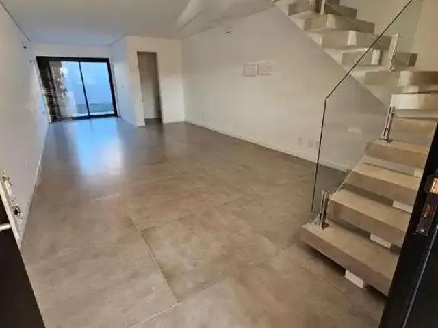 Casa / Sobrado para Venda em Joinville/SC Boa Vista 3 Quartos